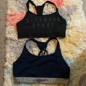 2 Victoria sport bras